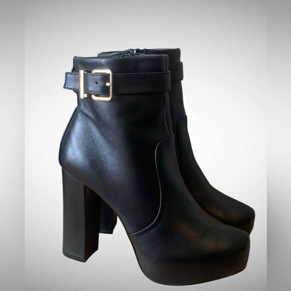 Express Black Genuine Leather ankle platform boots Gold buckleNWOB size 7 & 9.5 - Picture 5 of 10